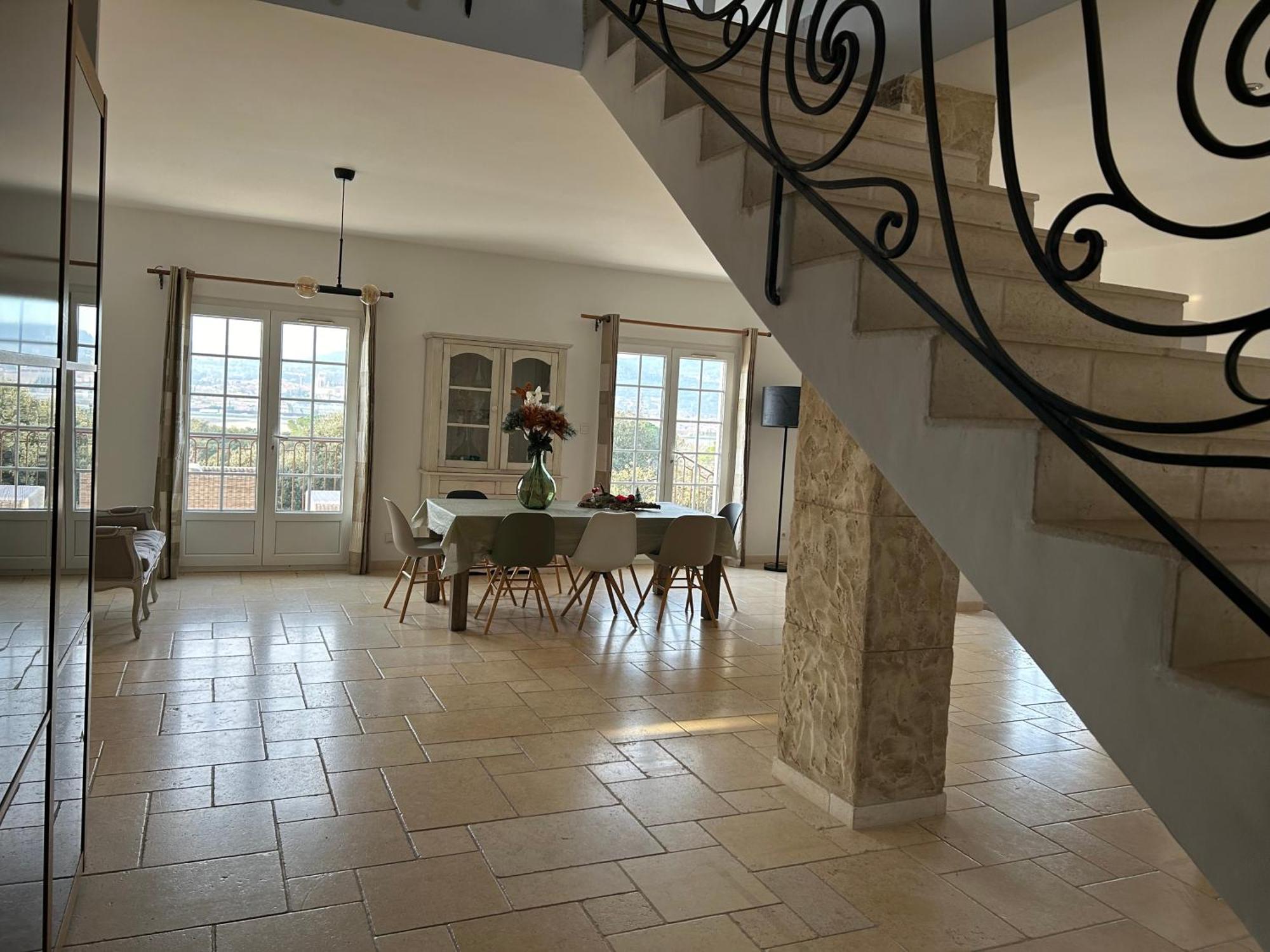 Magnifique Villa Avec Piscine Saint-Maximin Buitenkant foto