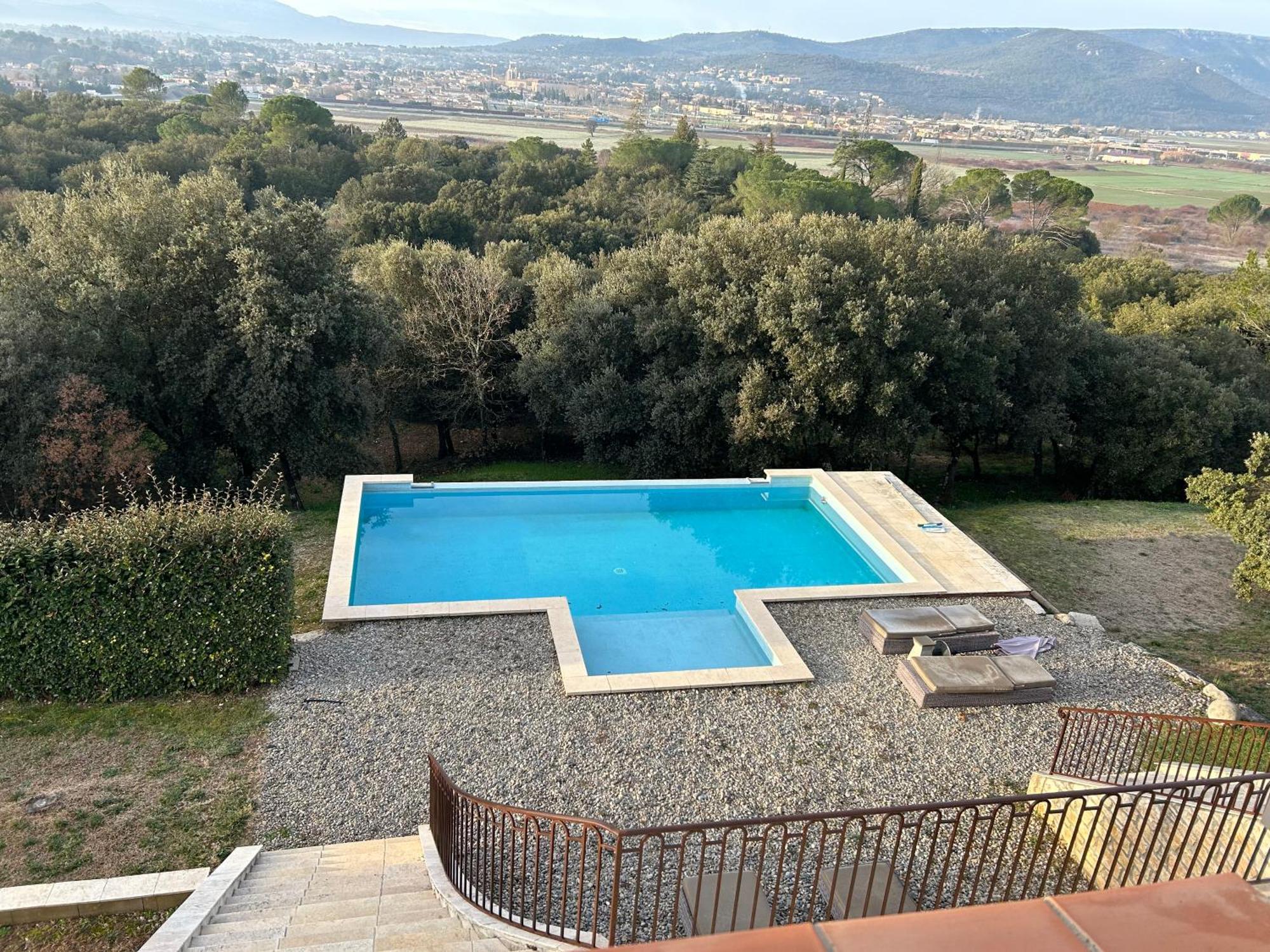 Magnifique Villa Avec Piscine Saint-Maximin Buitenkant foto